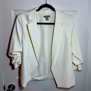 H&M White Ruched Sleeve Blazer